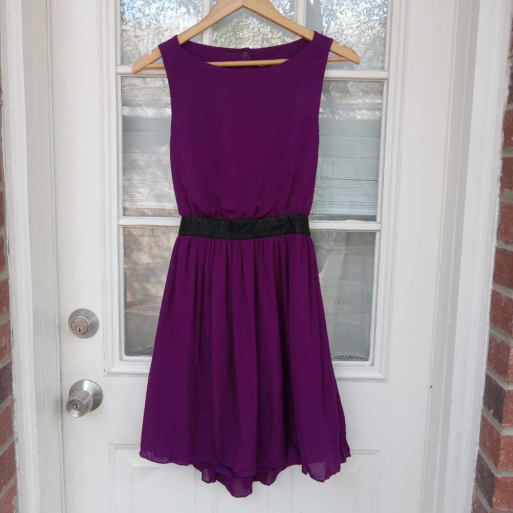Alice + Olivia silk cutout dress sz 4